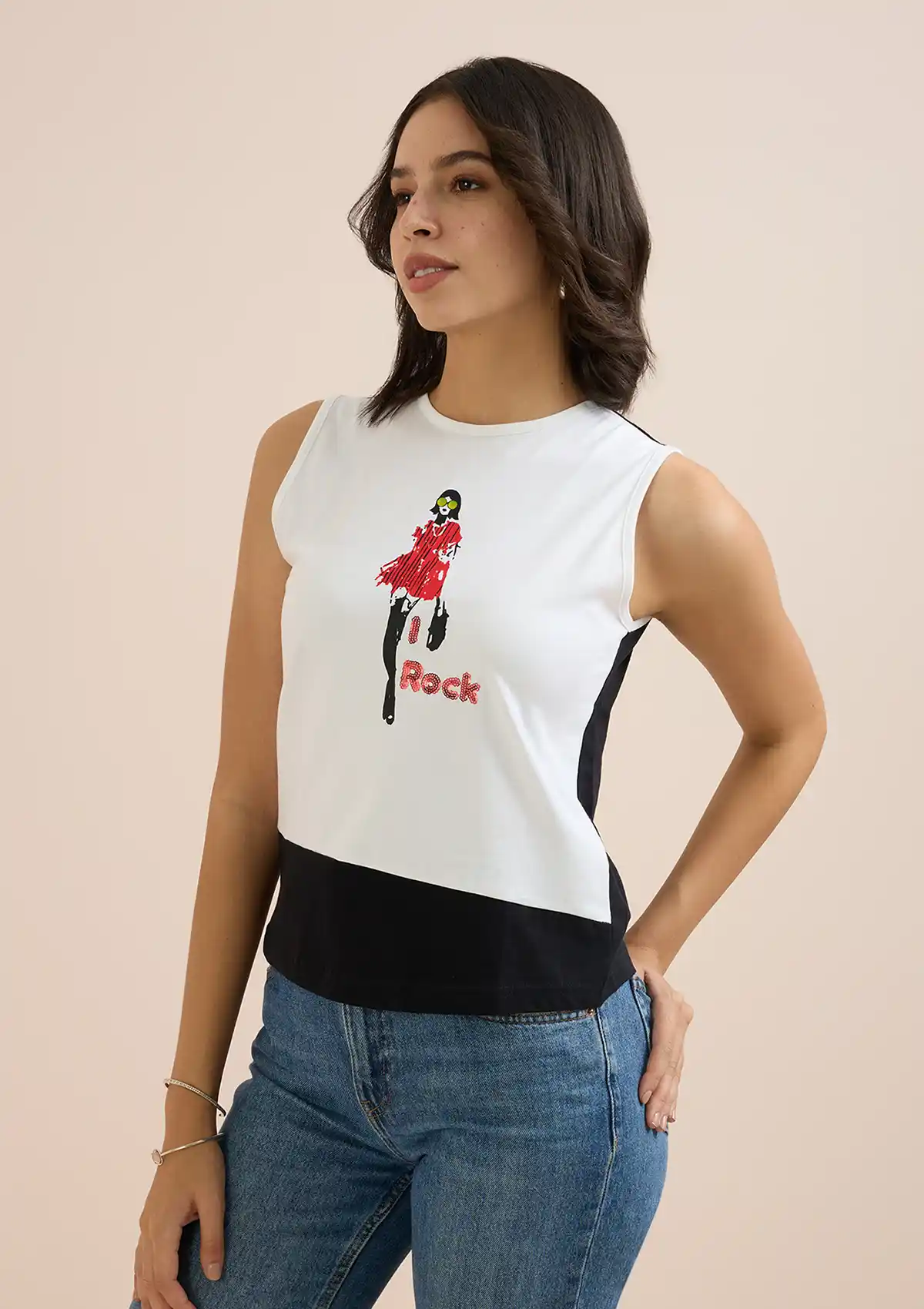 Black & White Sleeveless T-Shirt - Image 5